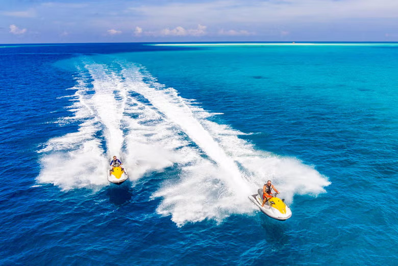 amigos-moto-agua-maafushi