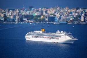 Crystal Symphony As First Cruise Liner Of The Year